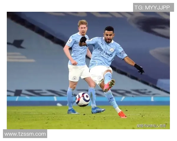 中利物浦与曼城激战正酣谁能在英超巅峰对决中笑到最后